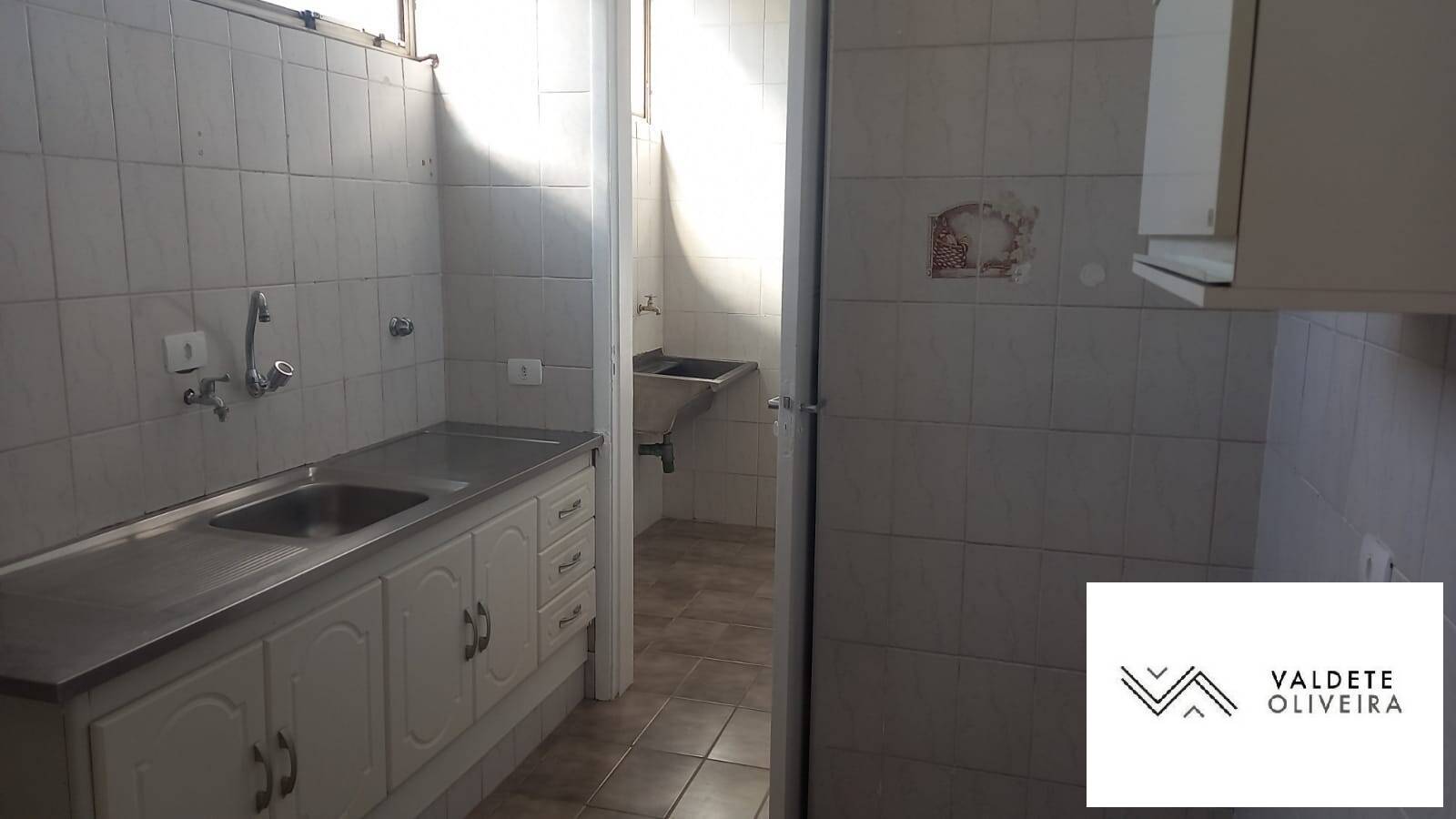 Apartamento à venda com 1 quarto, 52m² - Foto 2