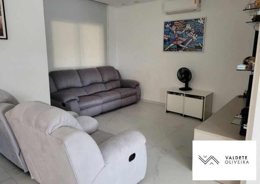 Casa à venda com 3 quartos, 210m² - Foto 3