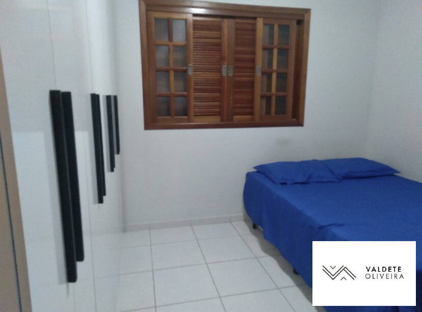 Casa à venda com 2 quartos, 100m² - Foto 4