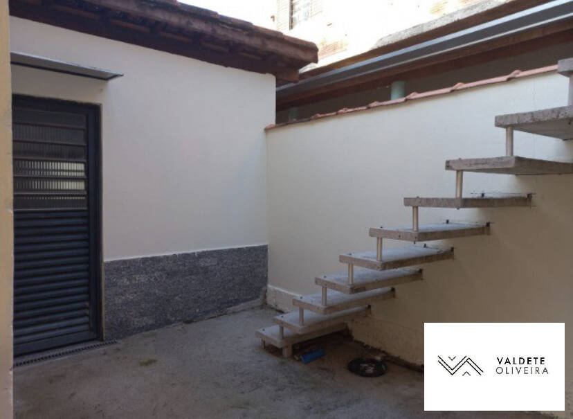 Casa à venda com 4 quartos, 140m² - Foto 13