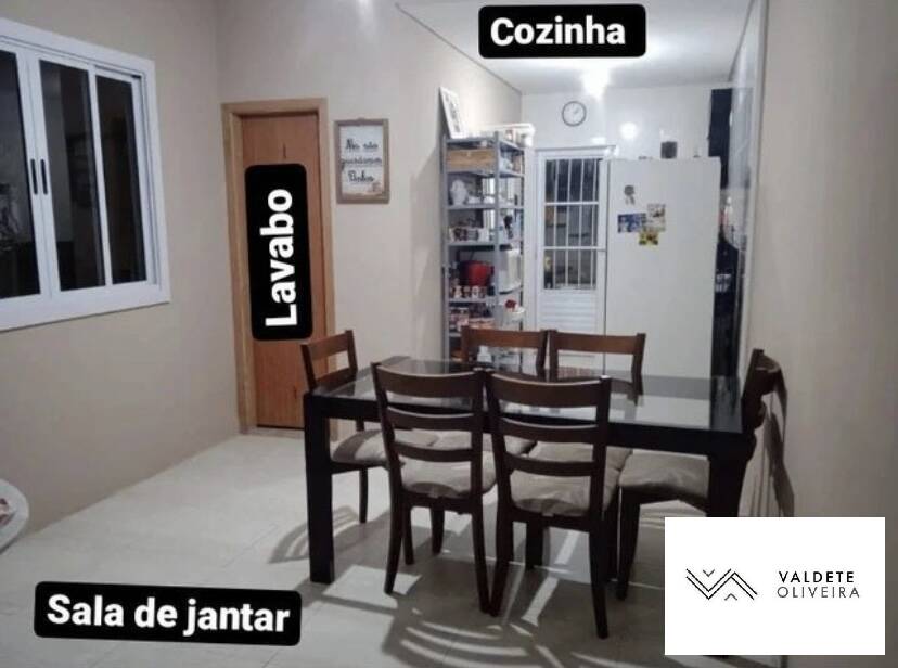 Casa à venda com 3 quartos, 150m² - Foto 1