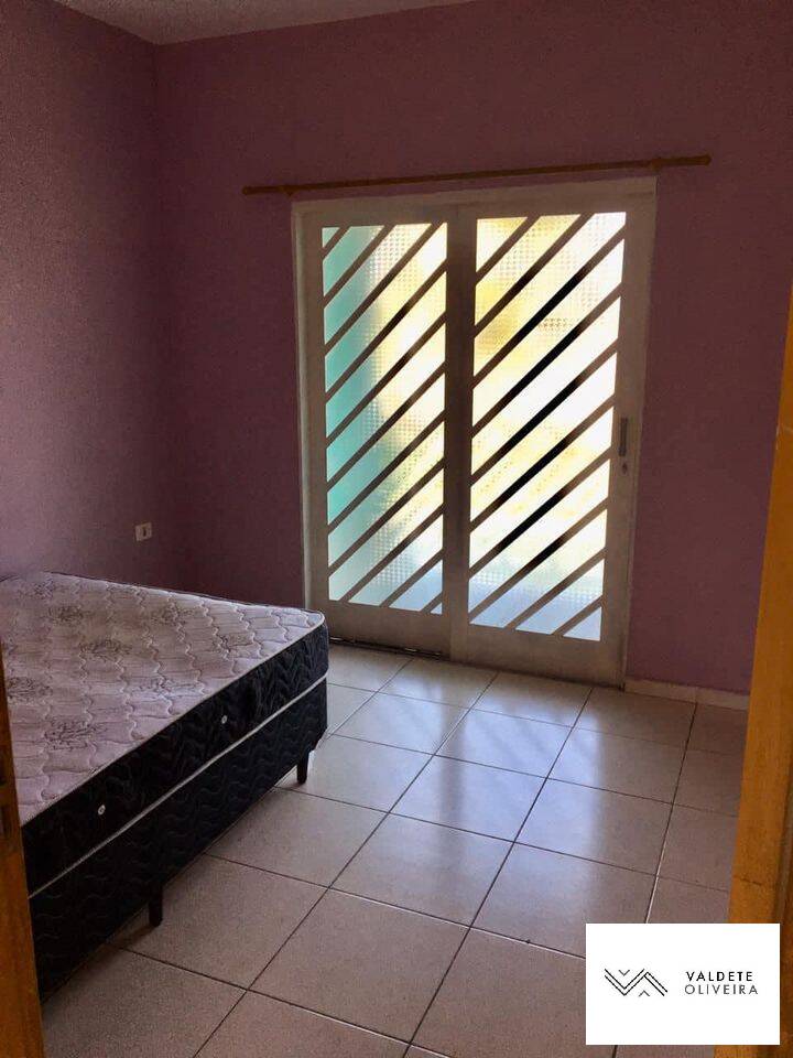 Casa à venda com 5 quartos, 65m² - Foto 3