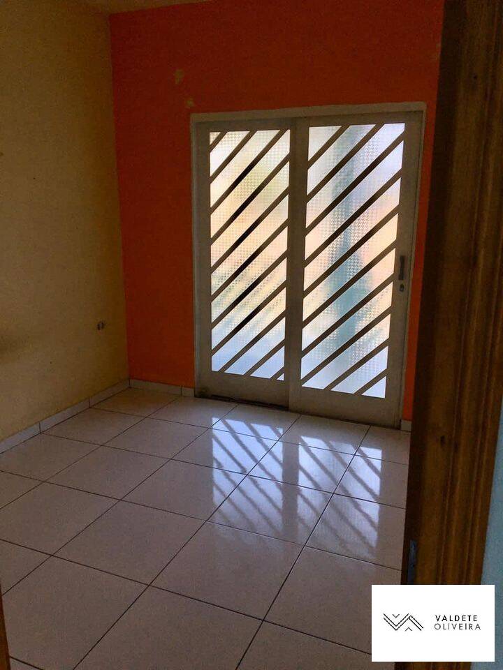 Casa à venda com 5 quartos, 65m² - Foto 6