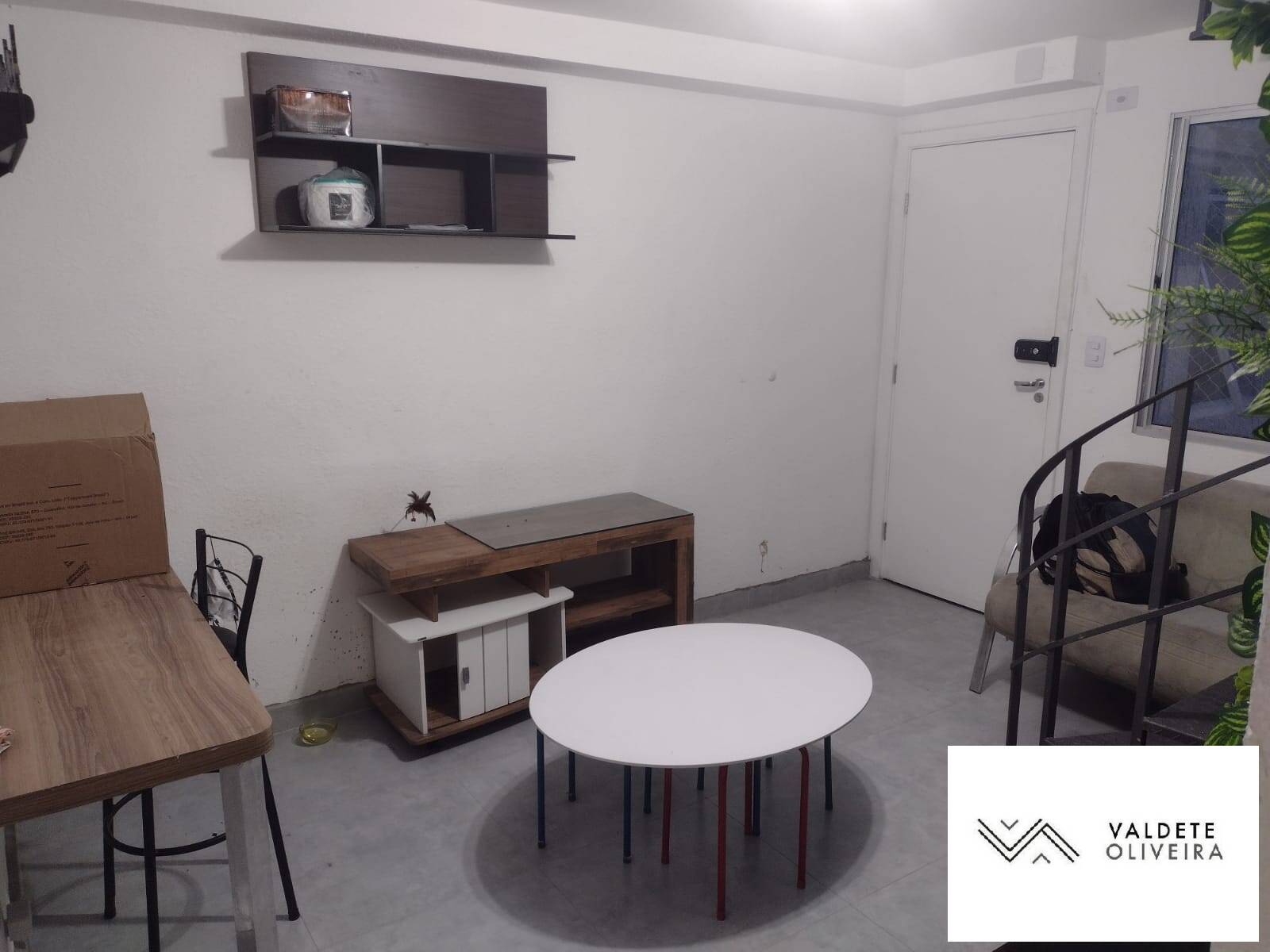 Apartamento à venda com 2 quartos, 86m² - Foto 2