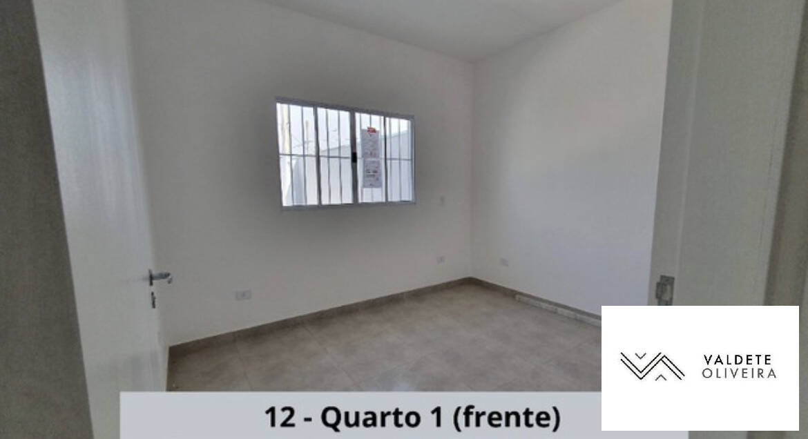 Casa à venda com 3 quartos, 80m² - Foto 12