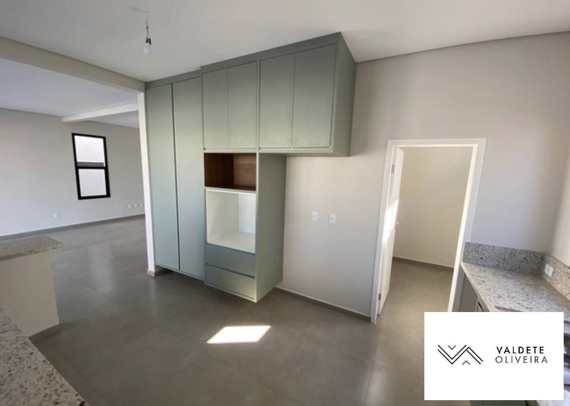 Casa à venda com 4 quartos, 212m² - Foto 7