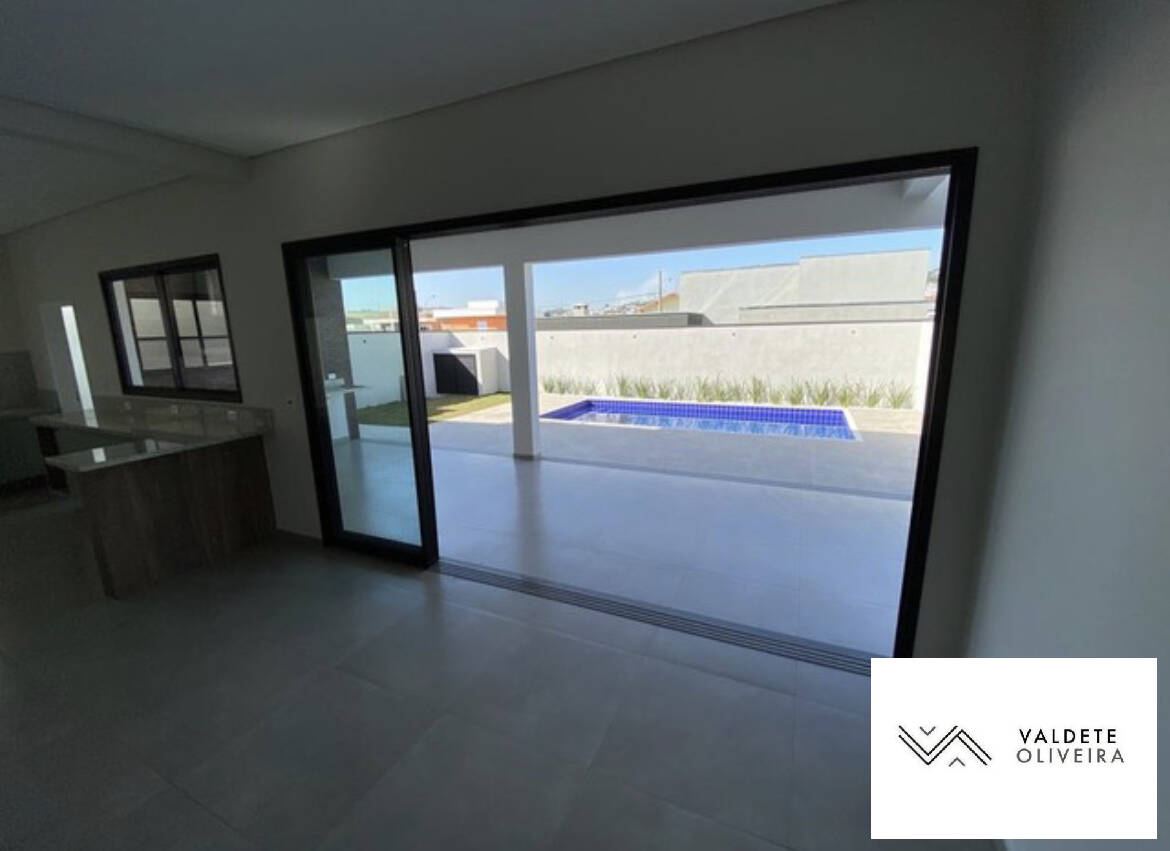 Casa à venda com 4 quartos, 212m² - Foto 13