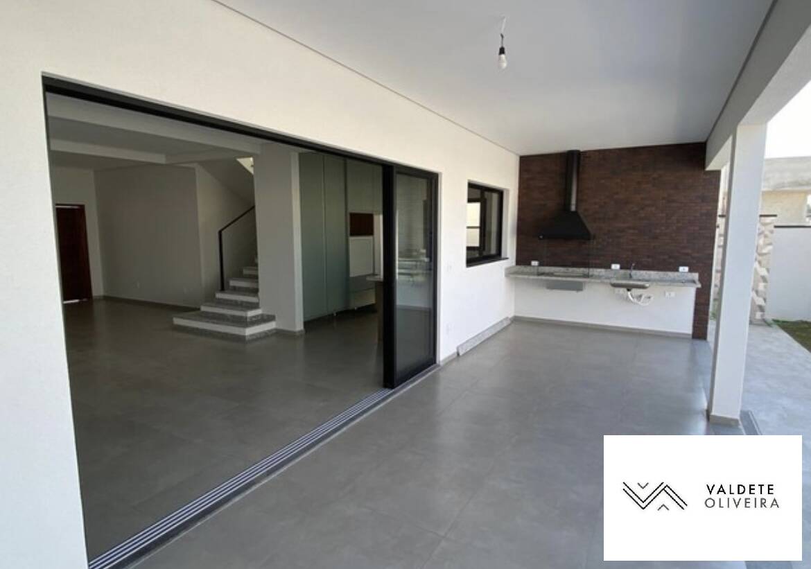 Casa à venda com 4 quartos, 212m² - Foto 16