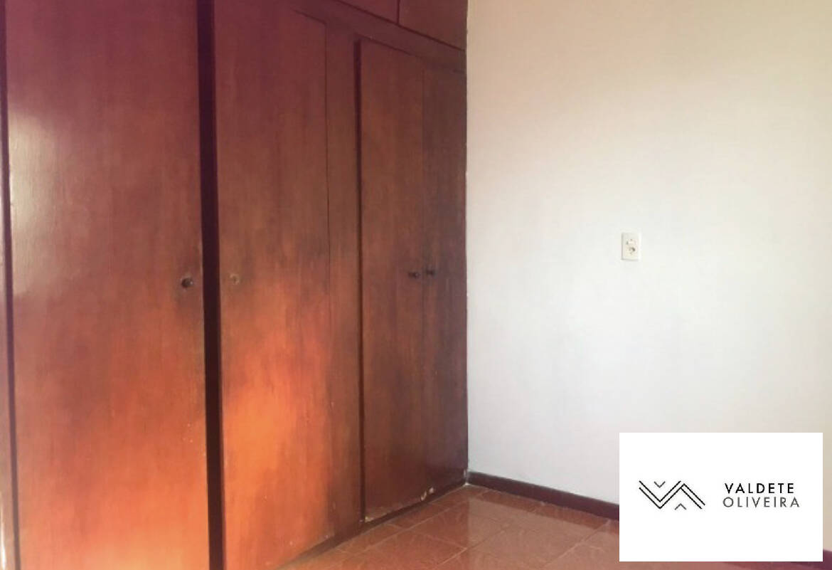 Casa à venda com 2 quartos, 115m² - Foto 3