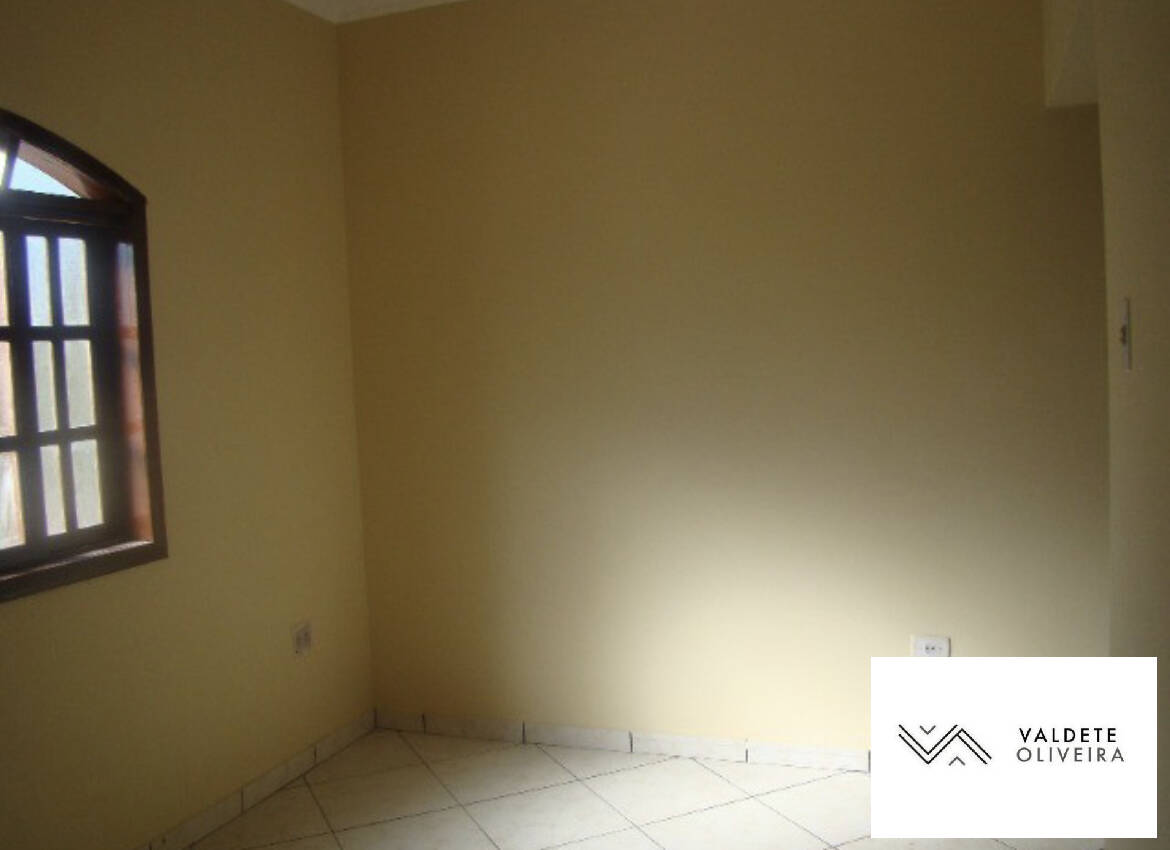 Casa à venda com 2 quartos, 190m² - Foto 11