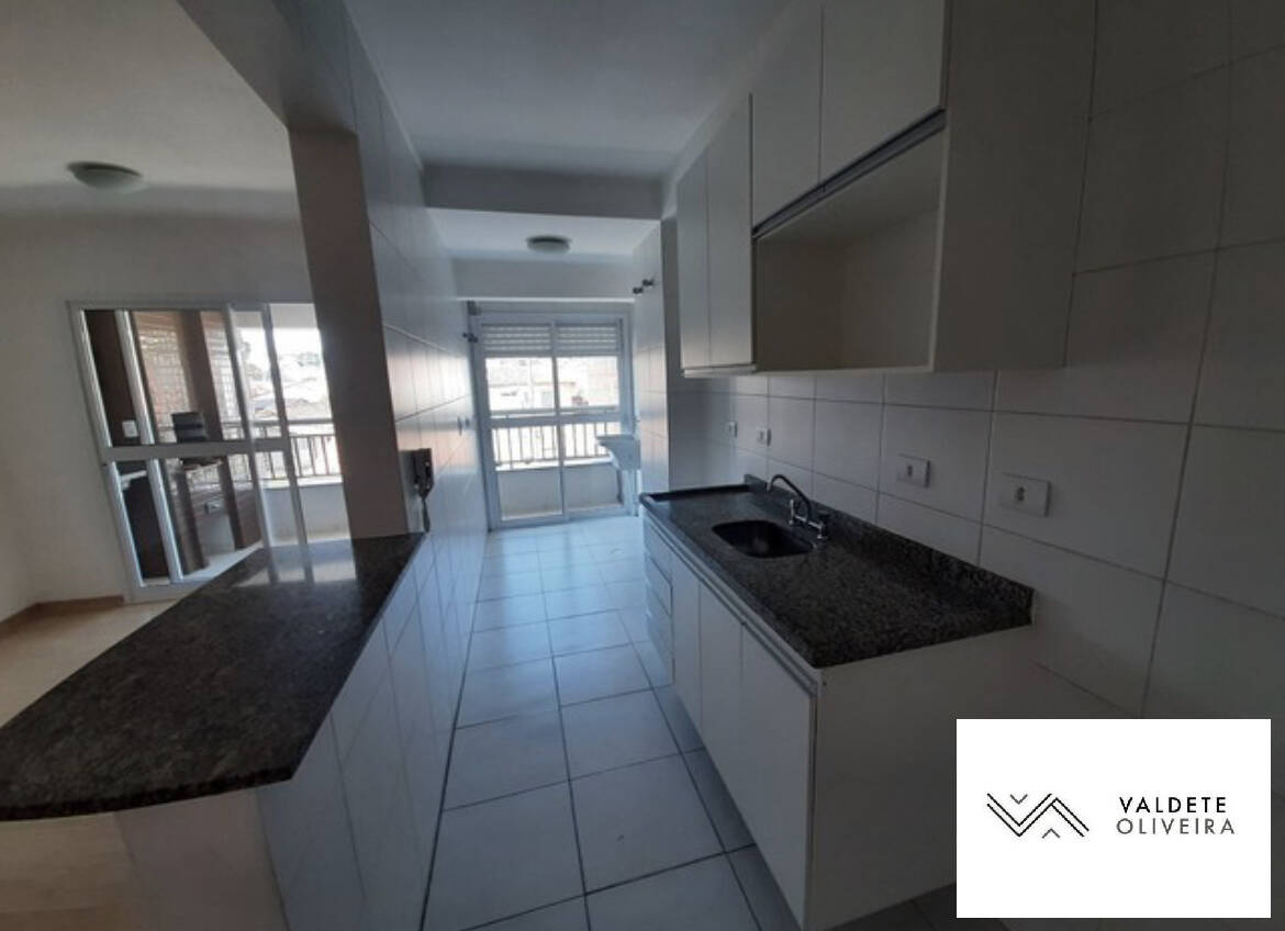 Apartamento à venda com 2 quartos, 68m² - Foto 3