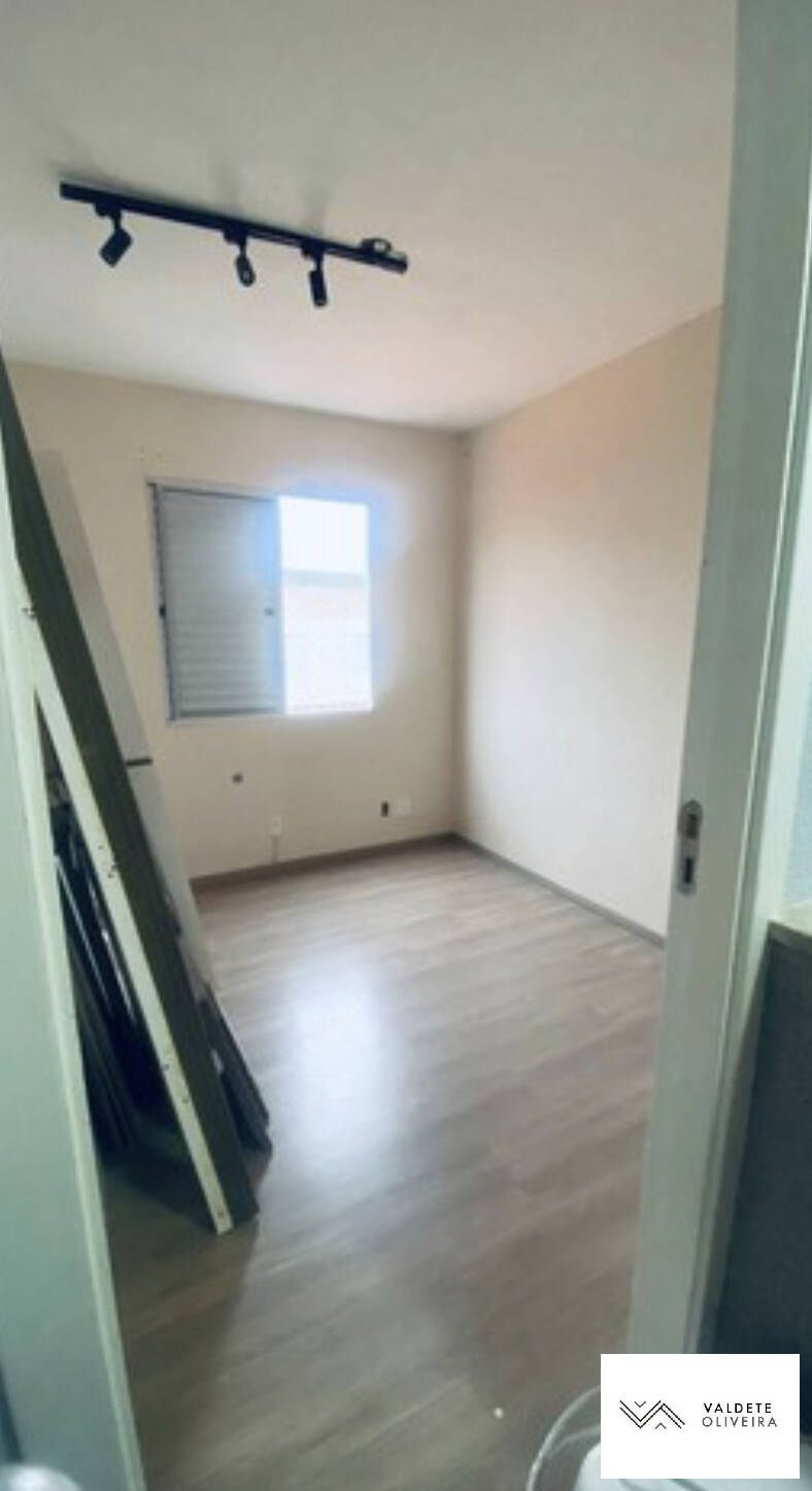 Casa à venda com 3 quartos, 88m² - Foto 2