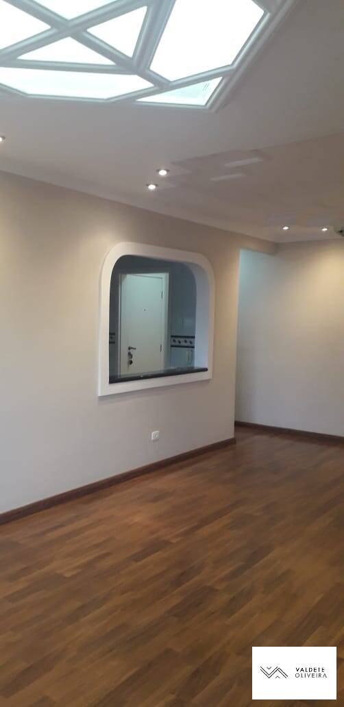 Apartamento à venda com 3 quartos, 108m² - Foto 1