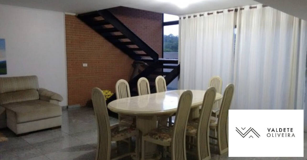 Casa à venda com 4 quartos, 600m² - Foto 3