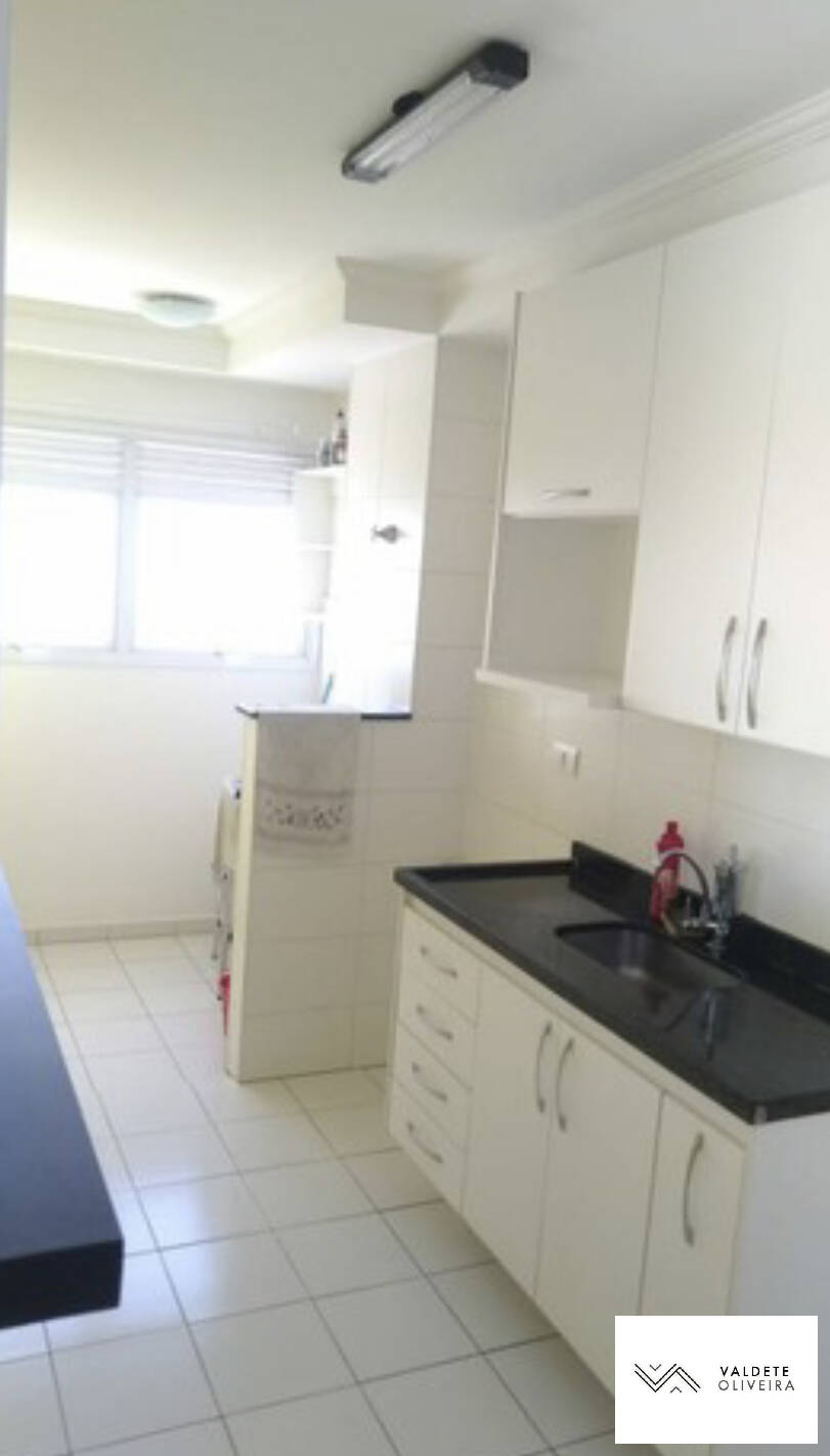 Apartamento à venda com 2 quartos, 61m² - Foto 2