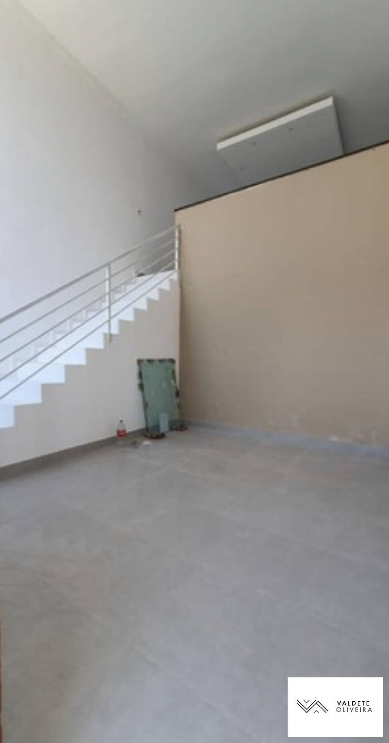 Casa à venda com 3 quartos, 150m² - Foto 3