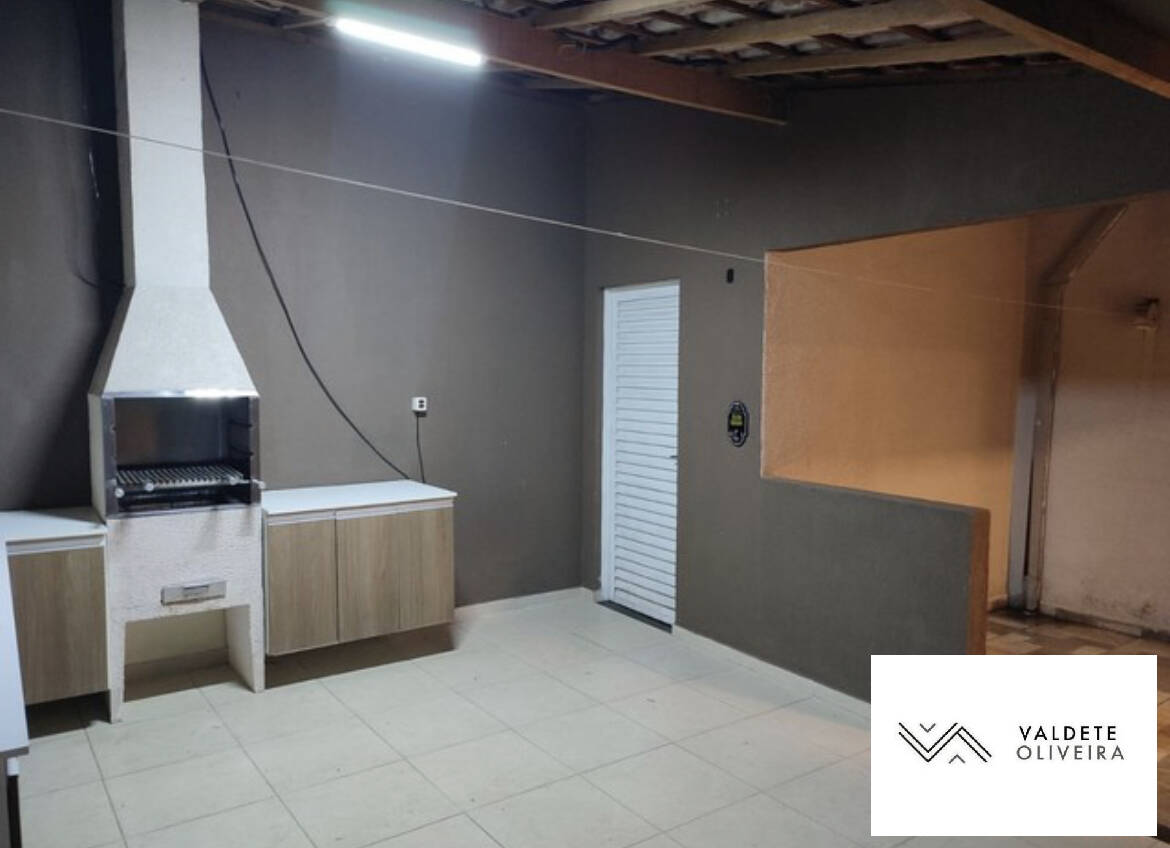 Casa à venda com 3 quartos, 68m² - Foto 8