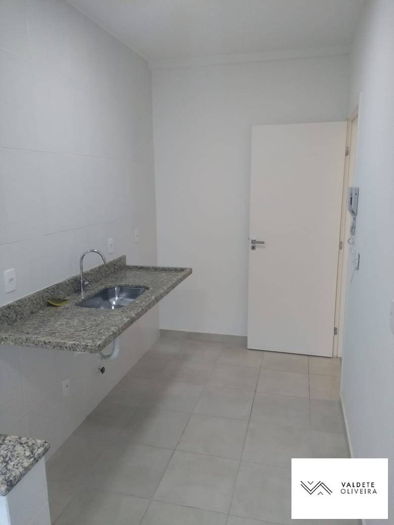 Apartamento à venda com 2 quartos, 60m² - Foto 6