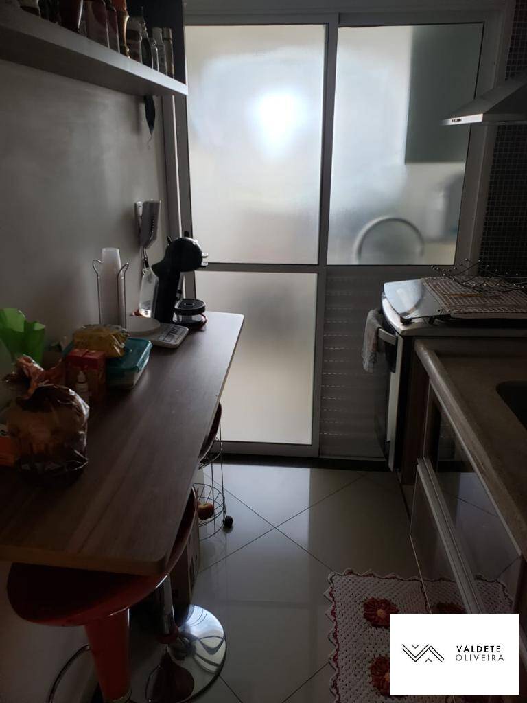 Apartamento à venda com 3 quartos, 73m² - Foto 9