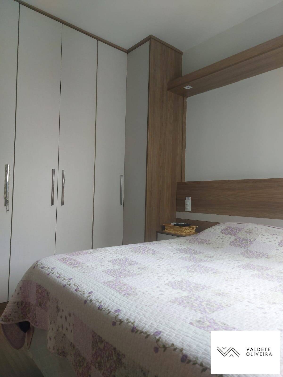 Apartamento à venda com 3 quartos, 106m² - Foto 4