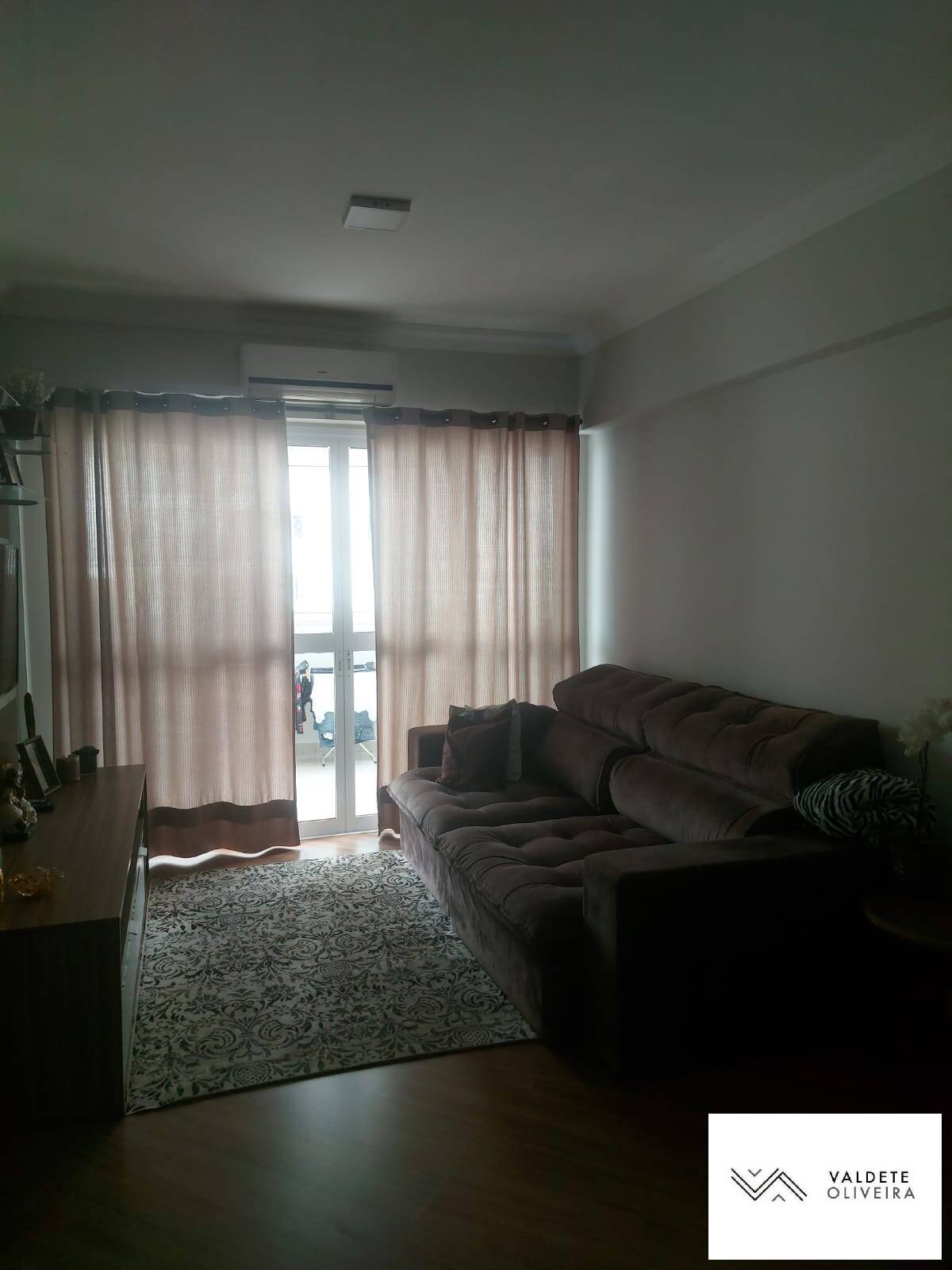 Apartamento à venda com 3 quartos, 106m² - Foto 1