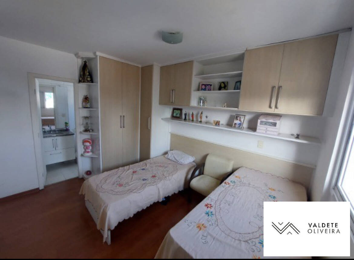 Apartamento à venda com 2 quartos, 75m² - Foto 11