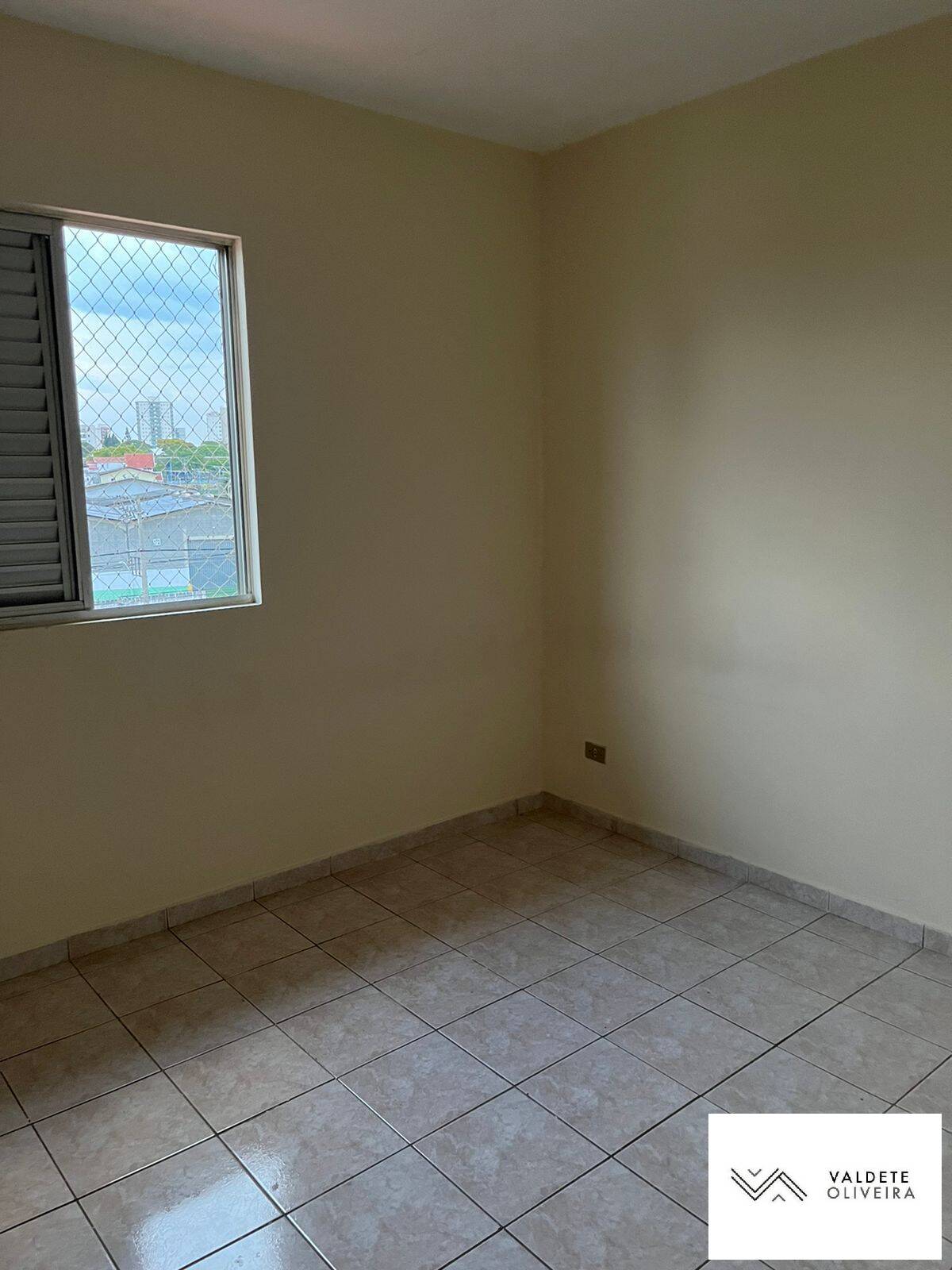 Apartamento à venda com 2 quartos, 48m² - Foto 2