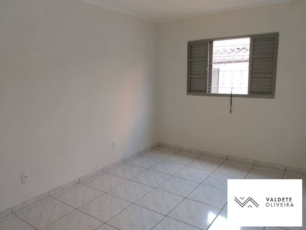 Casa à venda com 3 quartos, 193m² - Foto 8