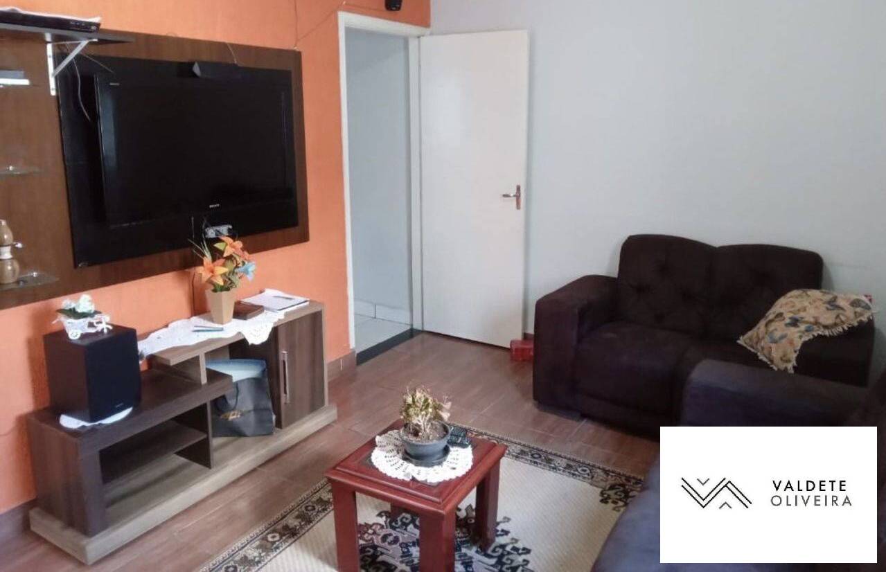 Casa à venda com 2 quartos, 65m² - Foto 6