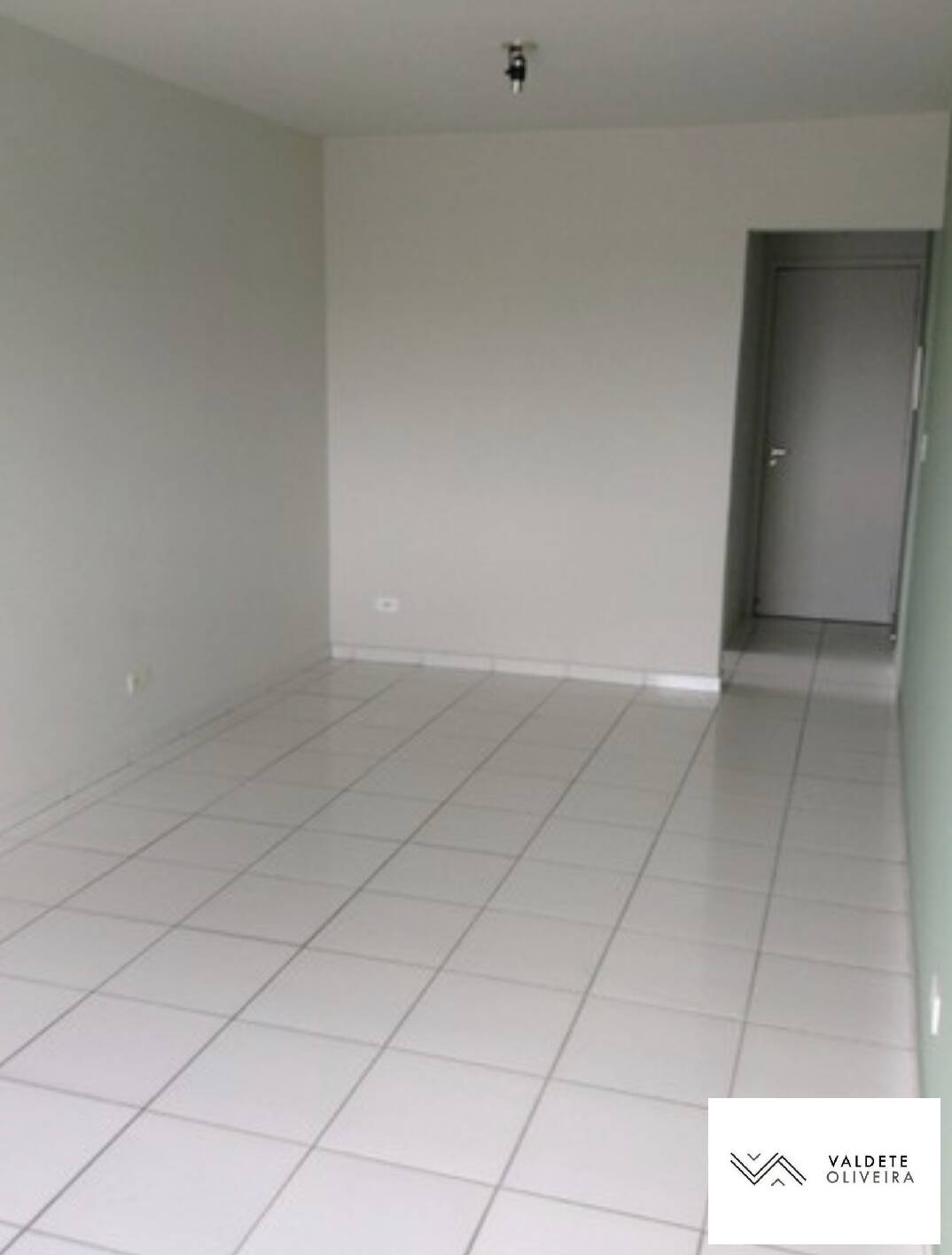 Apartamento à venda com 2 quartos, 73m² - Foto 3