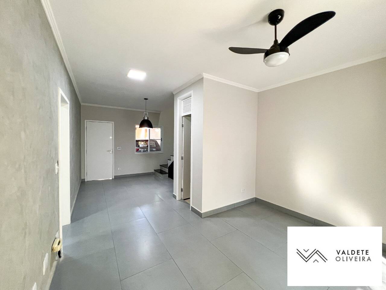 Casa à venda com 3 quartos, 120m² - Foto 4