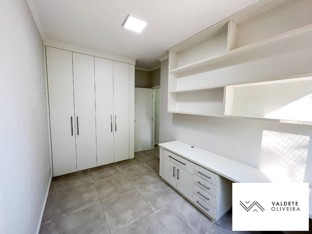 Casa à venda com 3 quartos, 120m² - Foto 17