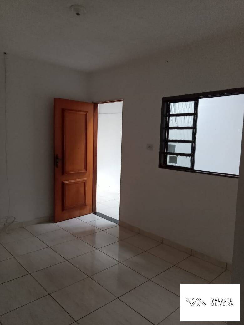 Casa à venda com 2 quartos, 110m² - Foto 6