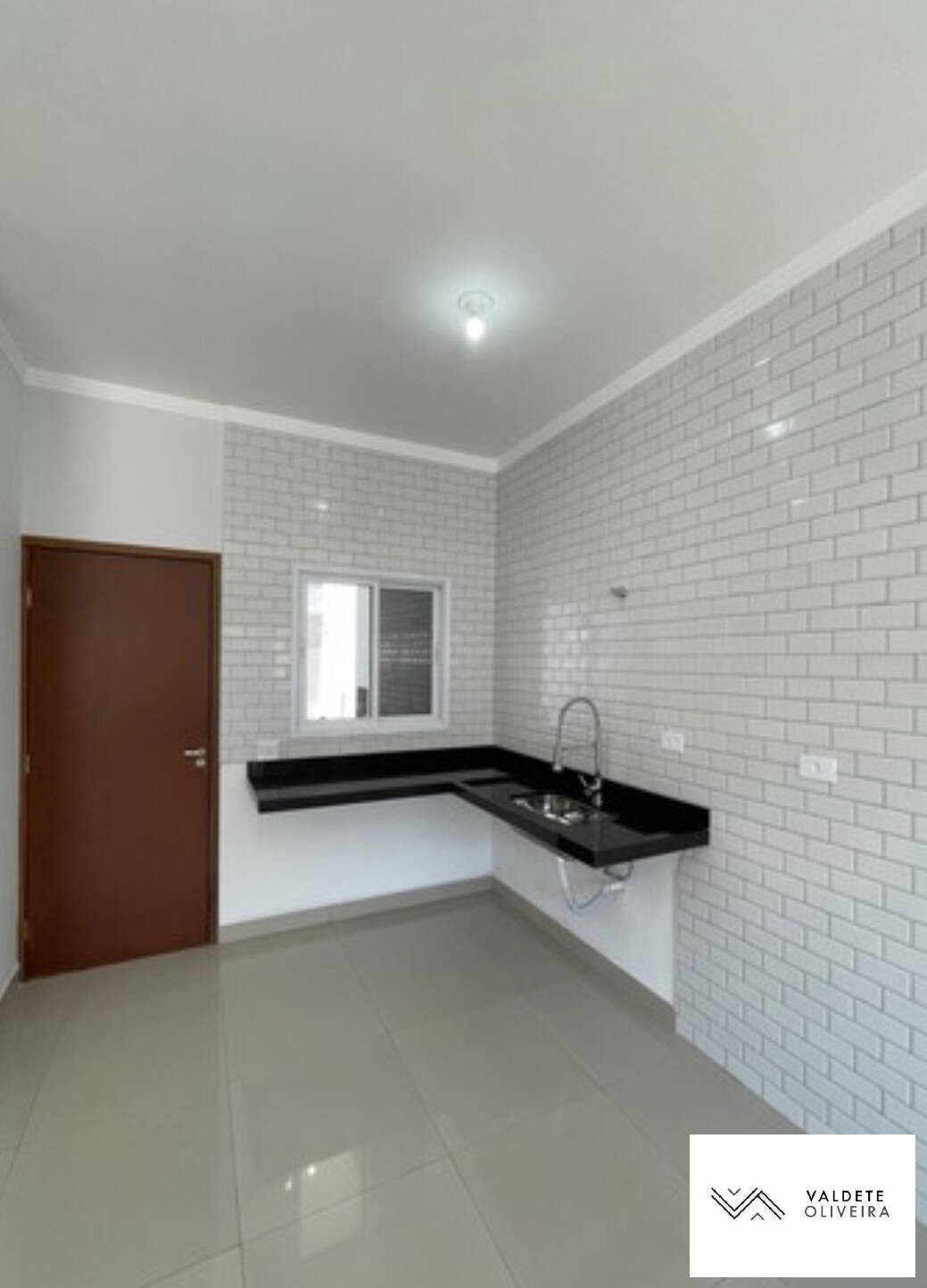 Casa à venda com 3 quartos, 94m² - Foto 12