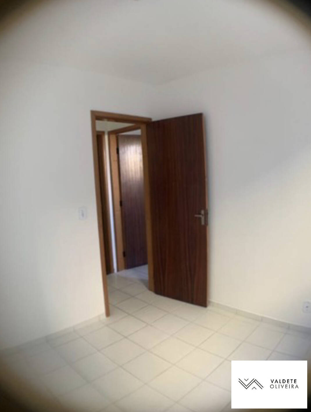 Apartamento à venda com 2 quartos, 45m² - Foto 2