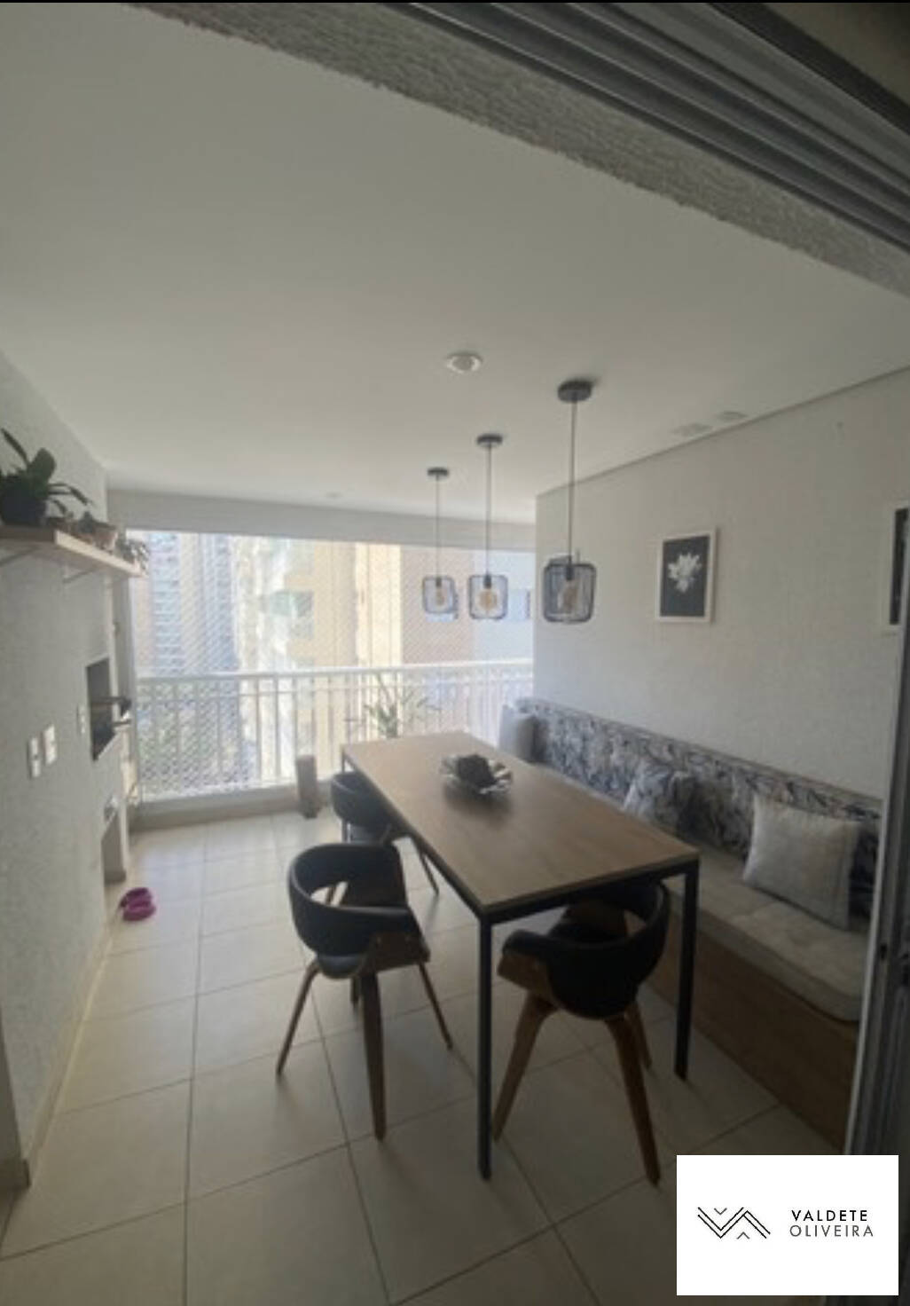 Apartamento à venda com 3 quartos, 90m² - Foto 2