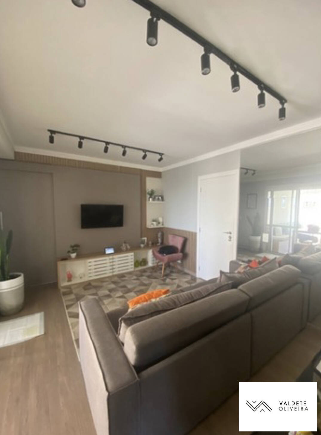 Apartamento à venda com 3 quartos, 90m² - Foto 1