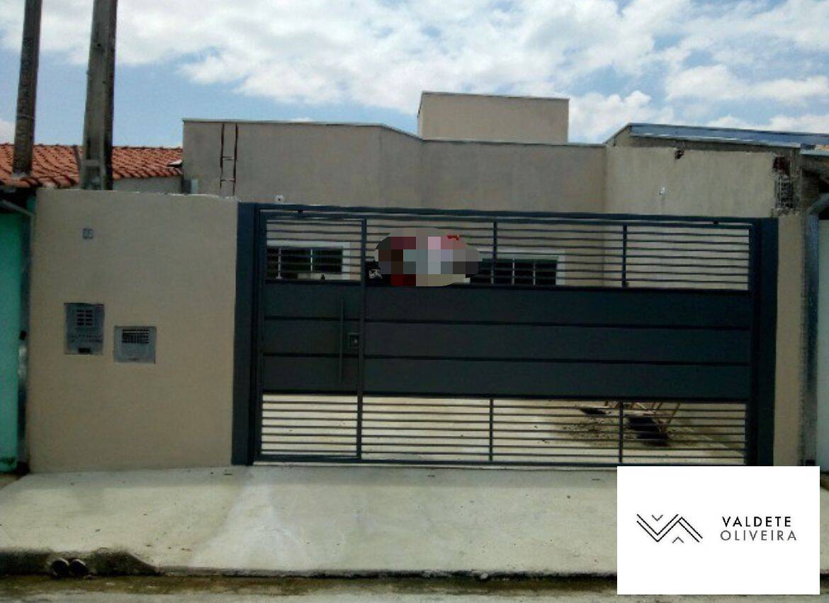 Casa à venda com 3 quartos, 88m² - Foto 1