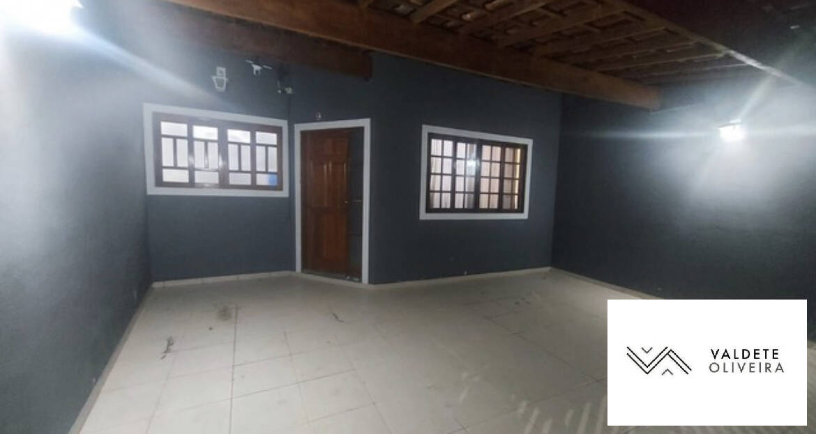 Casa à venda com 3 quartos, 110m² - Foto 9