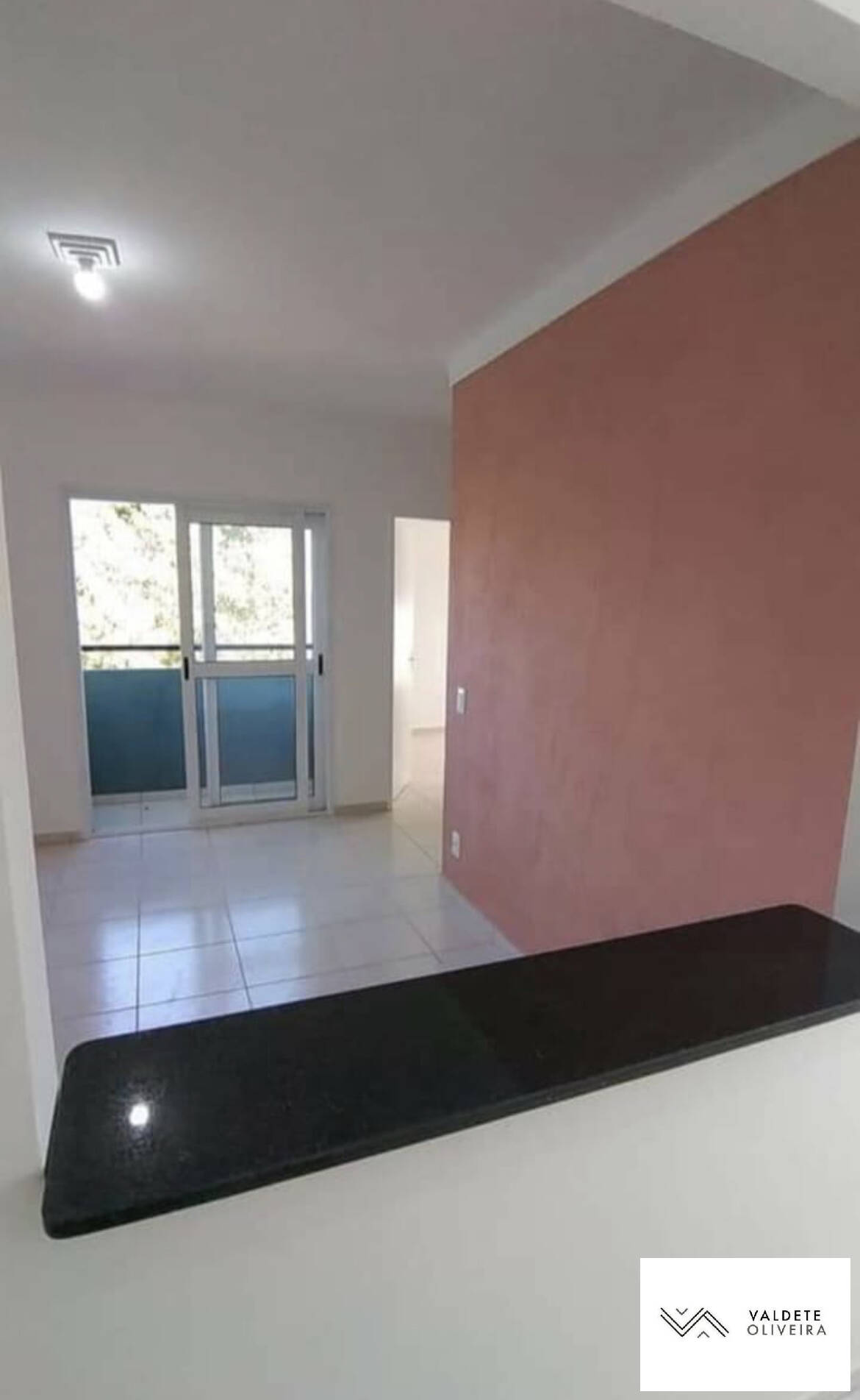 Apartamento à venda com 2 quartos, 60m² - Foto 1