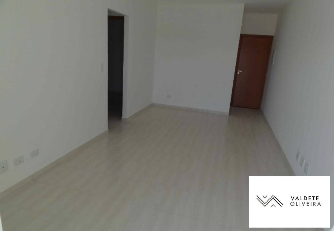 Apartamento à venda com 2 quartos, 72m² - Foto 1