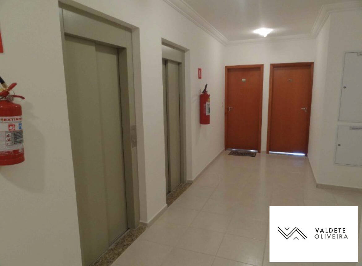 Apartamento à venda com 2 quartos, 72m² - Foto 3