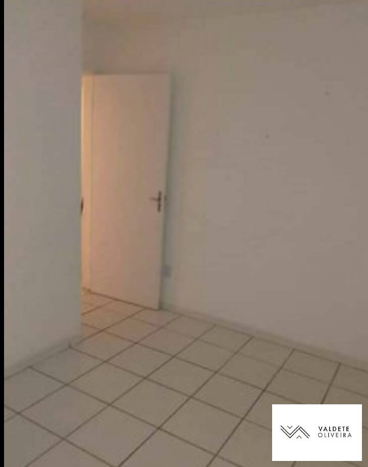 Apartamento à venda com 2 quartos, 44m² - Foto 3