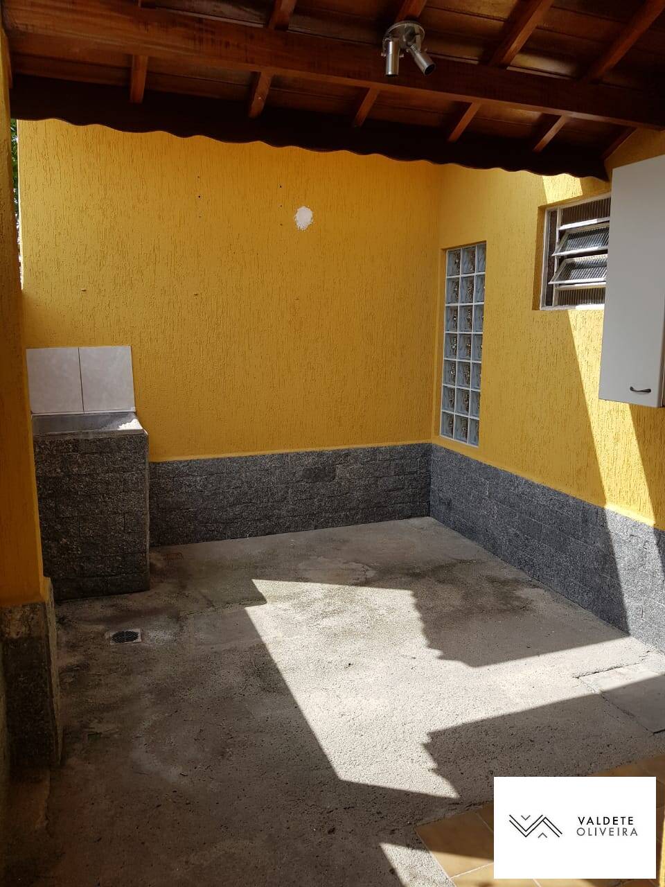 Casa à venda com 3 quartos, 180m² - Foto 26