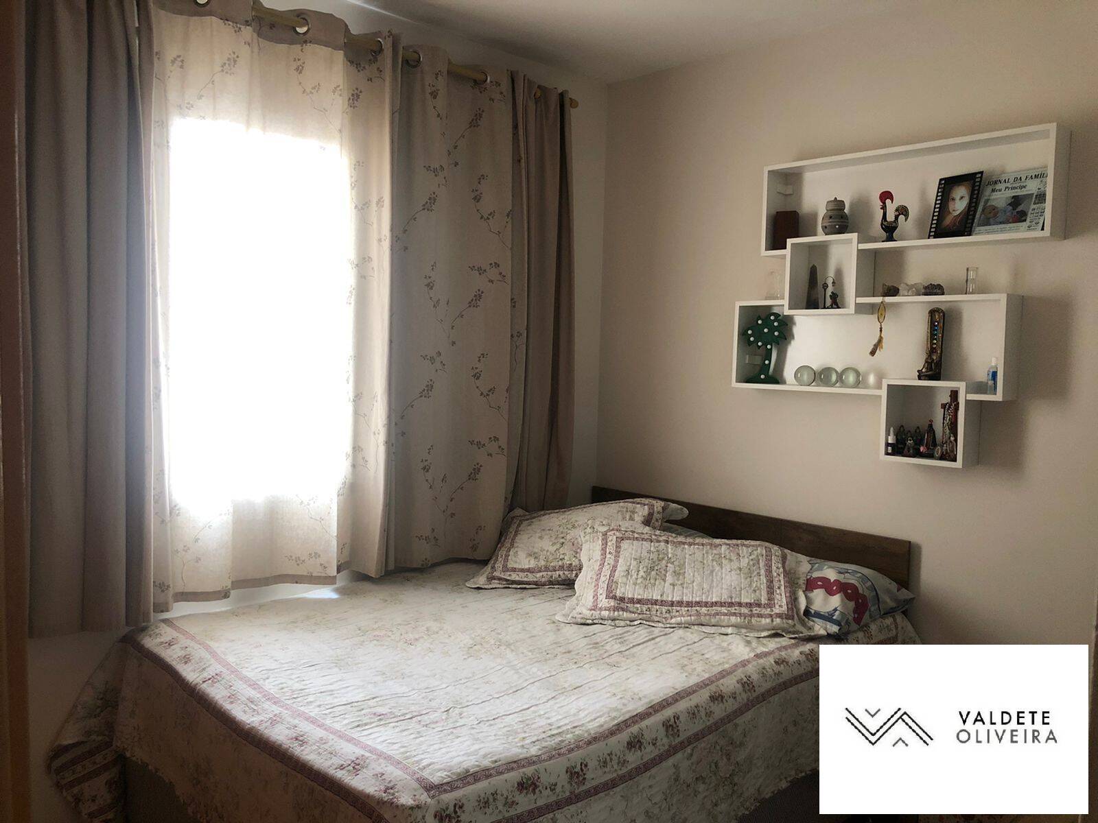 Apartamento à venda com 2 quartos, 60m² - Foto 2