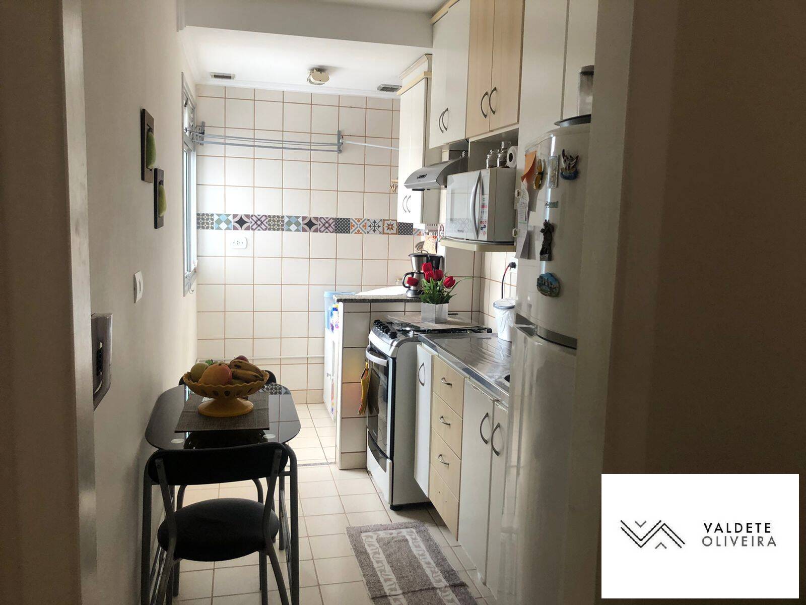 Apartamento à venda com 2 quartos, 60m² - Foto 13