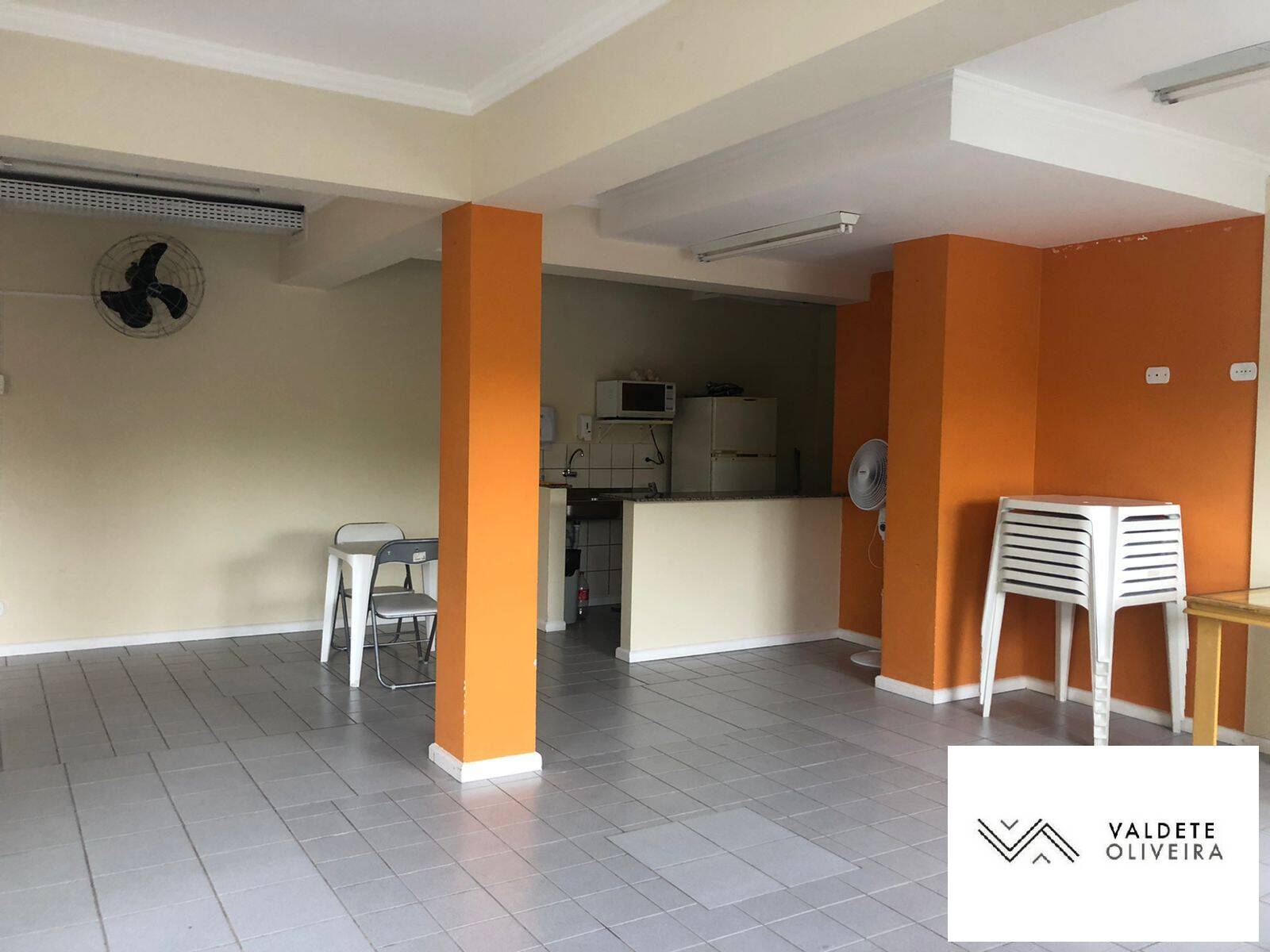 Apartamento à venda com 2 quartos, 60m² - Foto 17