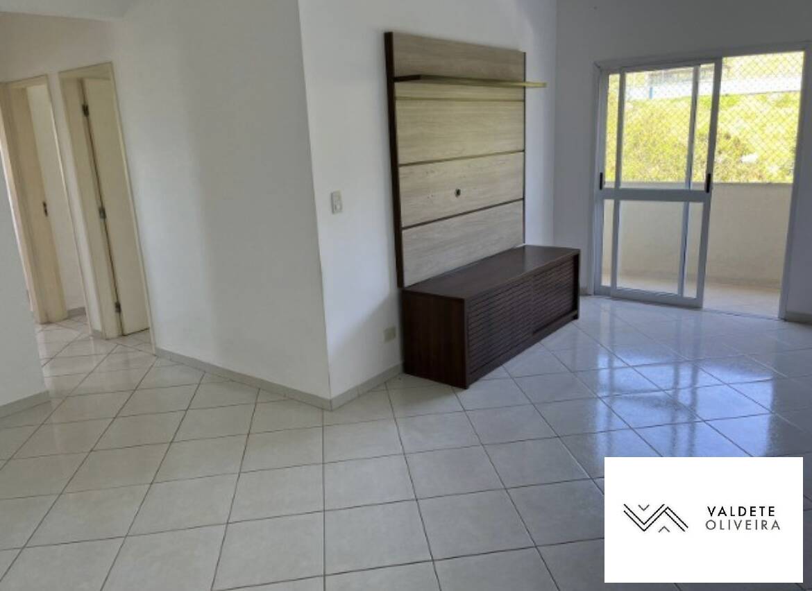 Apartamento à venda com 3 quartos, 80m² - Foto 1