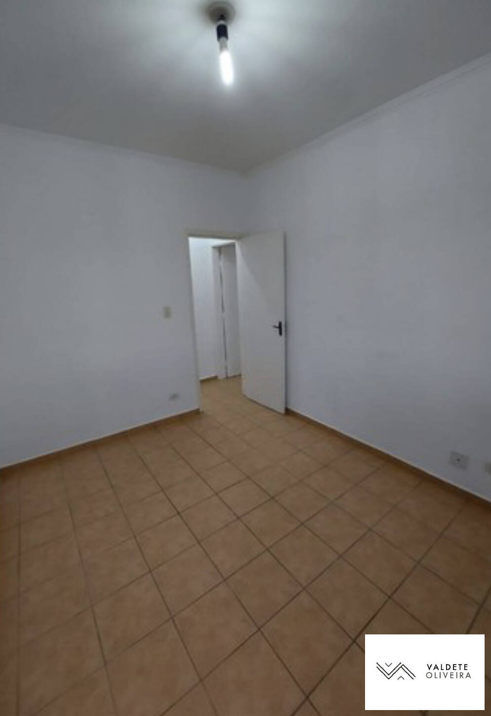 Apartamento à venda com 2 quartos, 68m² - Foto 1