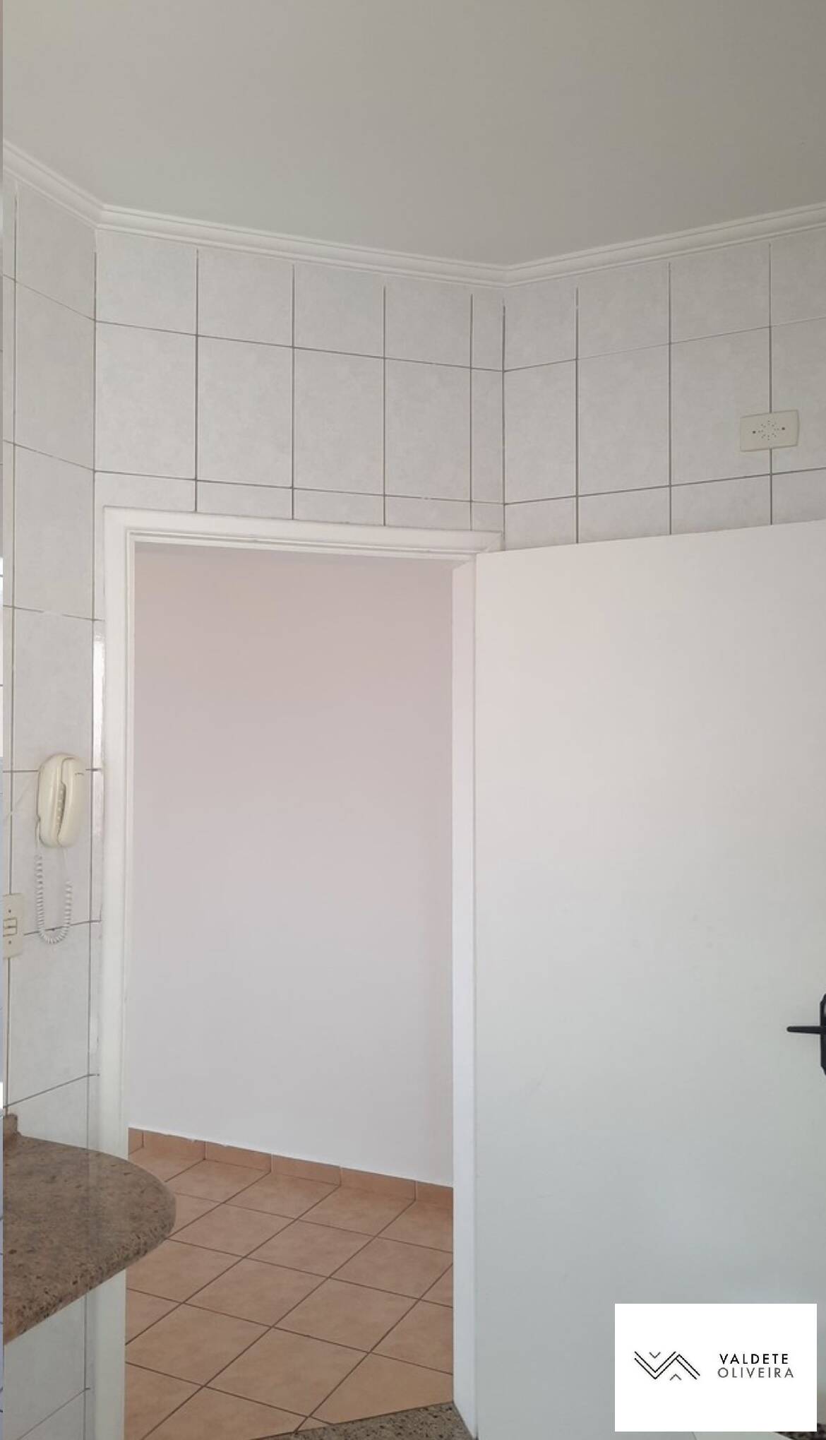 Apartamento à venda com 2 quartos, 68m² - Foto 7